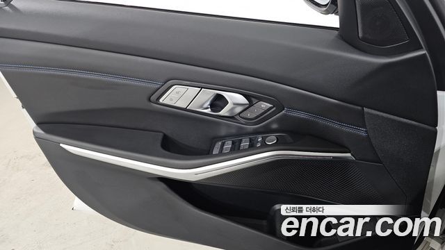 BMW 3-Series 320i M Sport