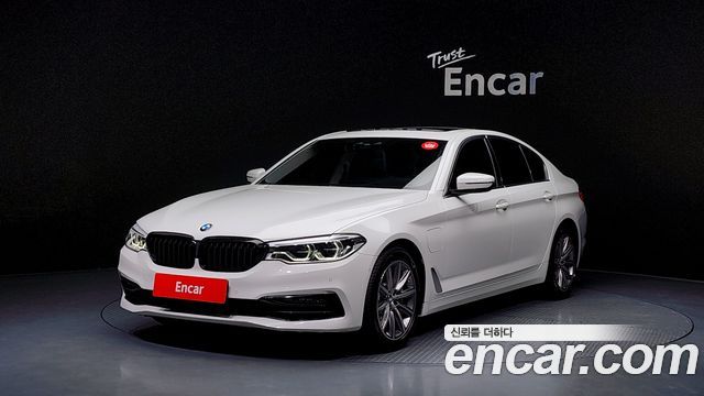 BMW 5-Series 530e Luxury