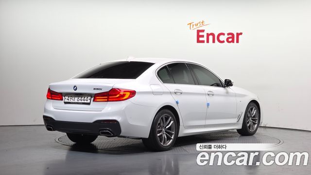 BMW 5-Series 530i M Sport Package Plus