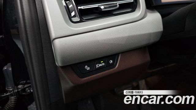 BMW 2-Series 220i Advantage