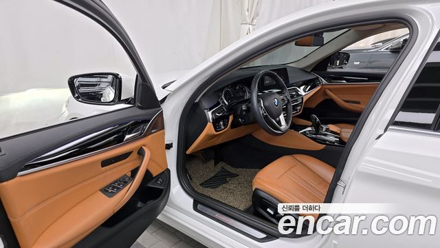 BMW 5-Series 520d Luxury Special Edition