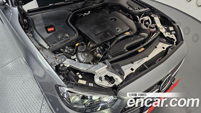 Mercedes-Benz E-Class E350 4MATIC AMG Line