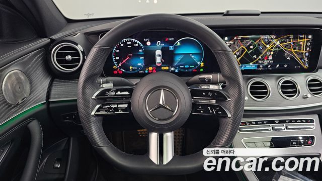 Mercedes-Benz E-Class E350 4MATIC AMG Line