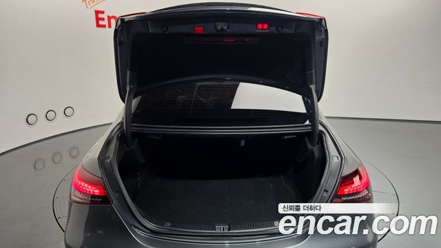 Mercedes-Benz E-Class E350 4MATIC AMG Line