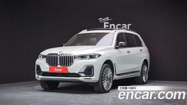 BMW X7 xDrive 40i Design Pure Excellence 7-Seater