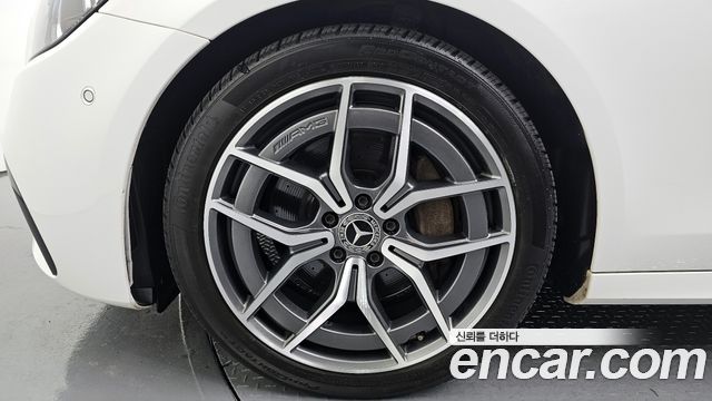 Mercedes-Benz E-Class E220d 4MATIC AMG Line