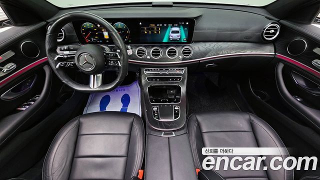 Mercedes-Benz E-Class E220d 4MATIC AMG Line