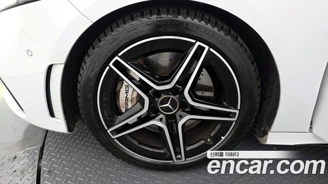 Mercedes-Benz A-Class AMG A35 4MATIC Sedan