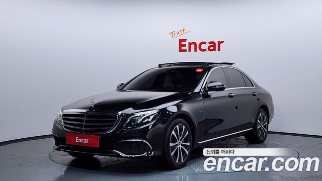 Mercedes-Benz E-Class E300e Exclusive