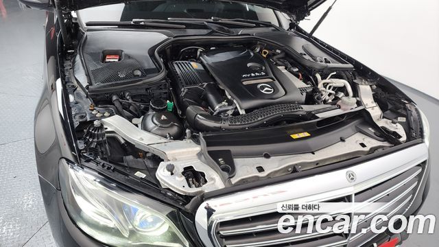 Mercedes-Benz E-Class E300e Exclusive