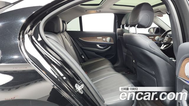 Mercedes-Benz E-Class E300e Exclusive