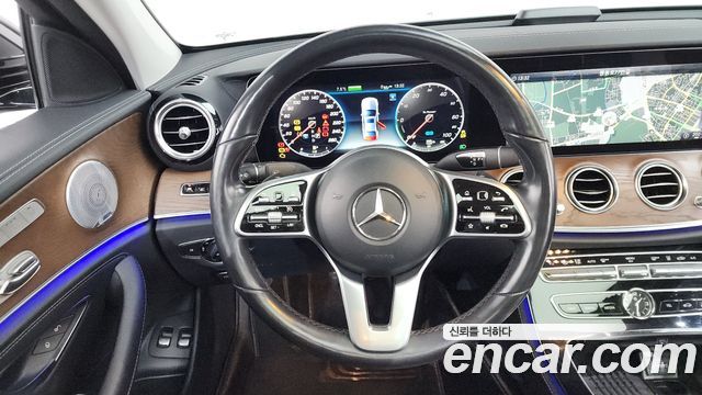 Mercedes-Benz E-Class E300e Exclusive
