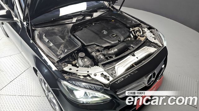 Mercedes-Benz C-Class W205 C220 d 4MATIC