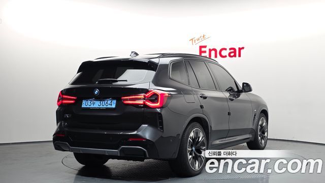 BMW iX3 M Sports