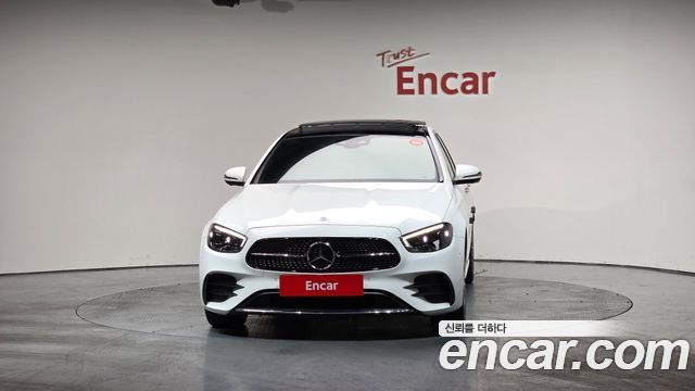 Mercedes-Benz E-Class E350 4MATIC AMG Line