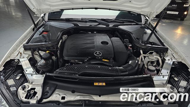 Mercedes-Benz E-Class E350 4MATIC AMG Line