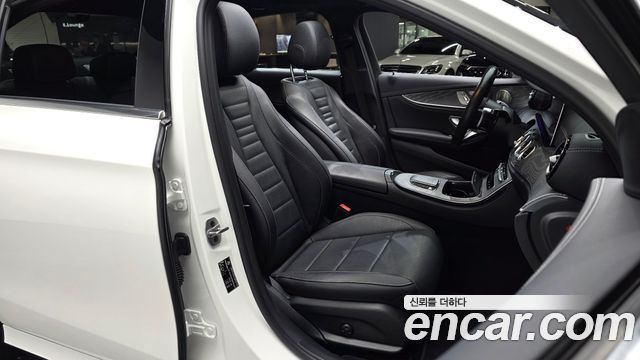 Mercedes-Benz E-Class E350 4MATIC AMG Line