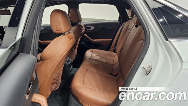 Audi A4 40 TFSI Premium