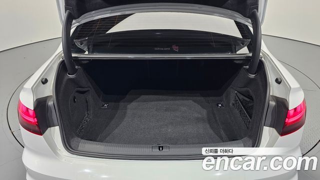 Audi A4 40 TFSI Premium