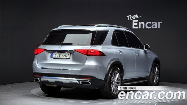 Mercedes-Benz GLE-Class GLE300d 4MATIC