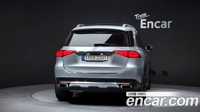 Mercedes-Benz GLE-Class GLE300d 4MATIC