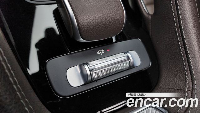 Mercedes-Benz GLE-Class GLE300d 4MATIC