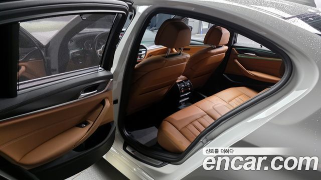 BMW 5-Series 520i M Sport