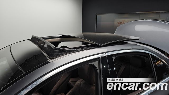 Mercedes-Benz E-Class E300e Exclusive