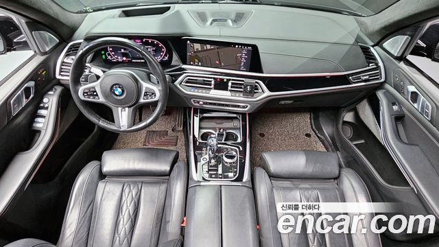 BMW X7 M50i Frozen Black Edition 6STR
