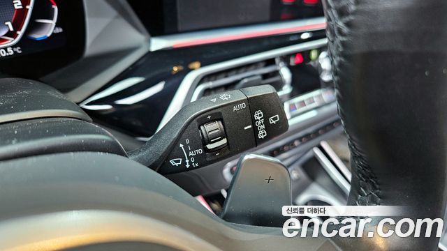 BMW X7 M50i Frozen Black Edition 6STR