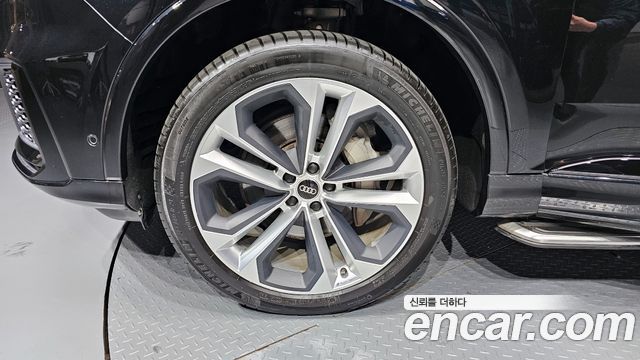 Audi Q7 55 TFSI Quattro Premium