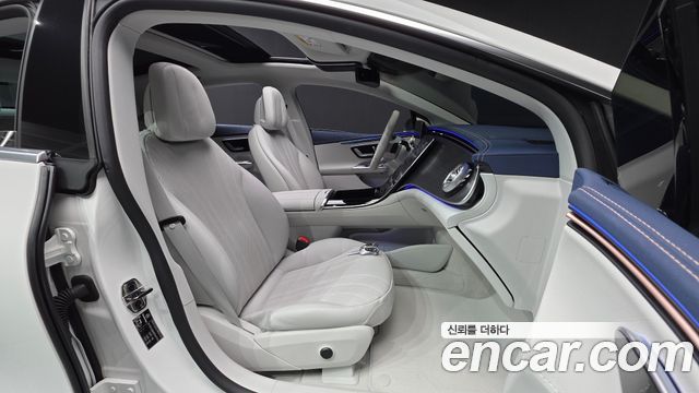 Mercedes-Benz EQE EQE350+