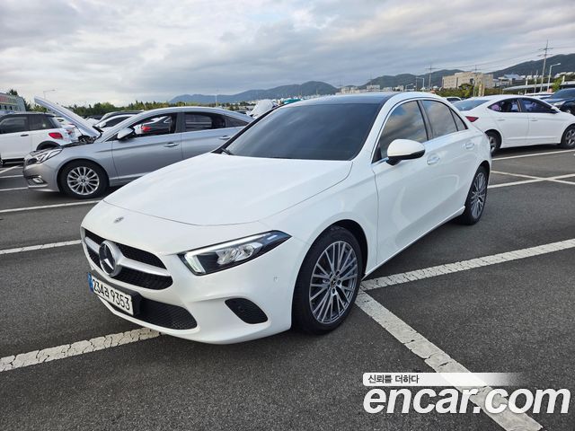 Mercedes-Benz A-Class A250 4MATIC Sedan