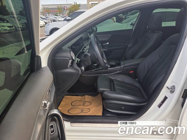 Mercedes-Benz A-Class A250 4MATIC Sedan