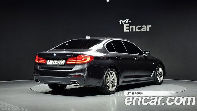BMW 5-Series 520d M Sport Package Plus