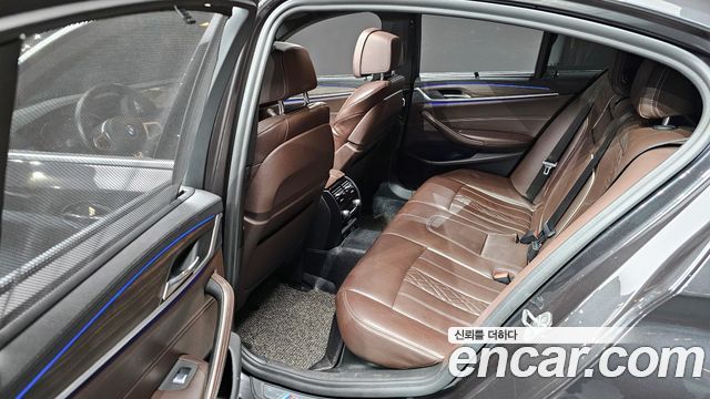 BMW 5-Series 520d M Sport Package Plus
