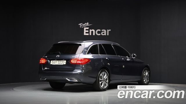 Mercedes-Benz C-Class C220 d 4MATIC Estate
