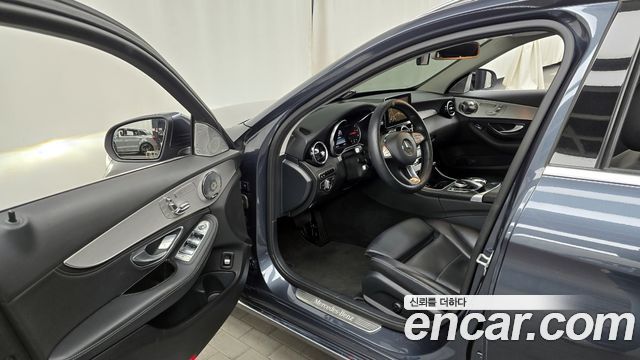 Mercedes-Benz C-Class C220 d 4MATIC Estate