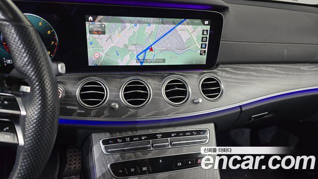 Mercedes-Benz E-Class E350 4MATIC AMG Line Edition