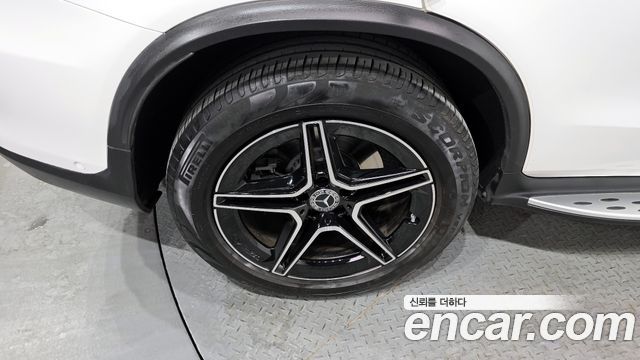 Mercedes-Benz GLC-Class GLC300 4MATIC