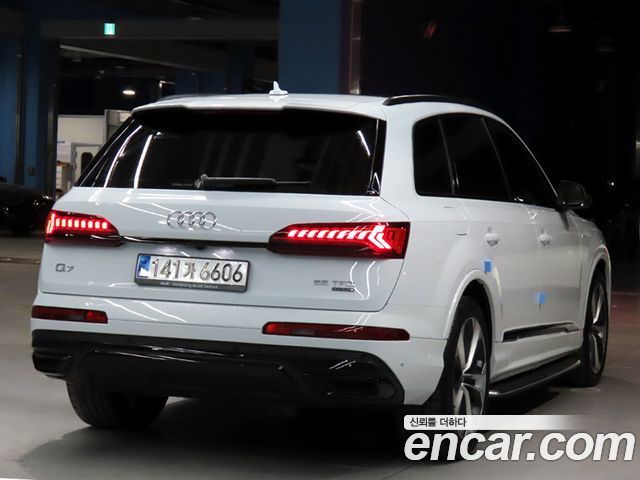 Audi Q7 55 TFSI Quattro Premium