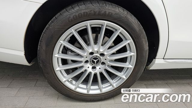 Mercedes-Benz E-Class E250 Exclusive
