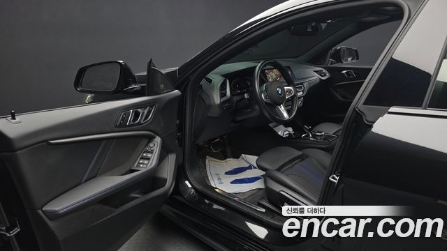 BMW 2-Series 220i M Sports