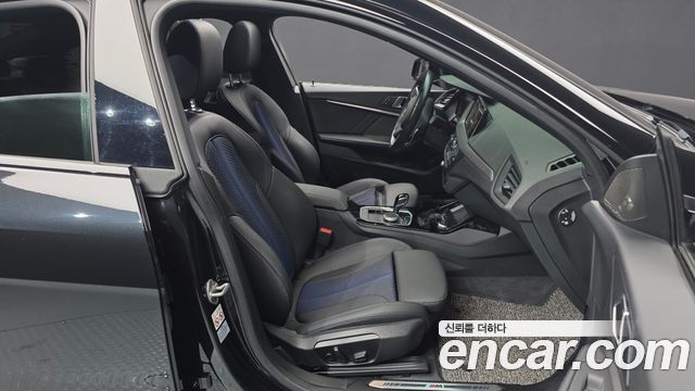 BMW 2-Series 220i M Sports
