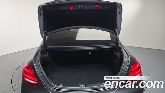 Mercedes-Benz E-Class E350 4MATIC AMG Line
