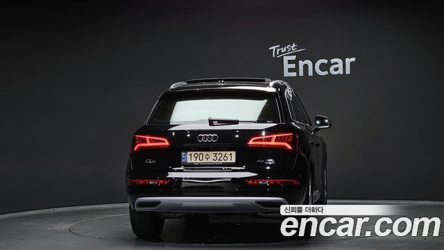 Audi Q5 45 TFSI Quattro Premium