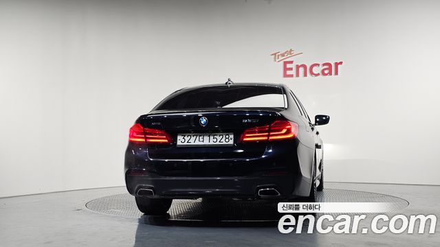 BMW 5-Series 530i xDrive M Sport Package Plus