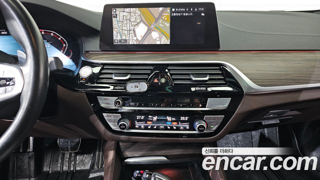 BMW 5-Series 530i xDrive M Sport Package Plus