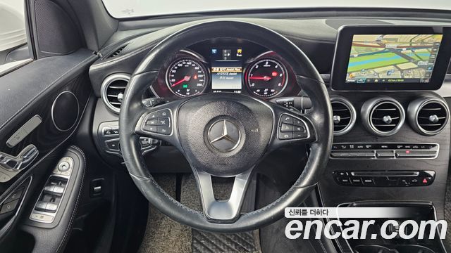 Mercedes-Benz GLC-Class GLC220 d 4MATIC Premium