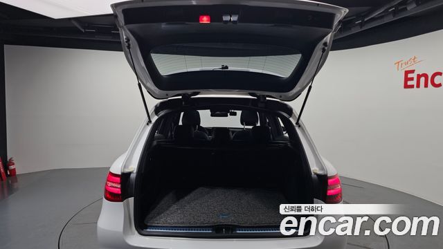 Mercedes-Benz GLC-Class GLC220 d 4MATIC Premium